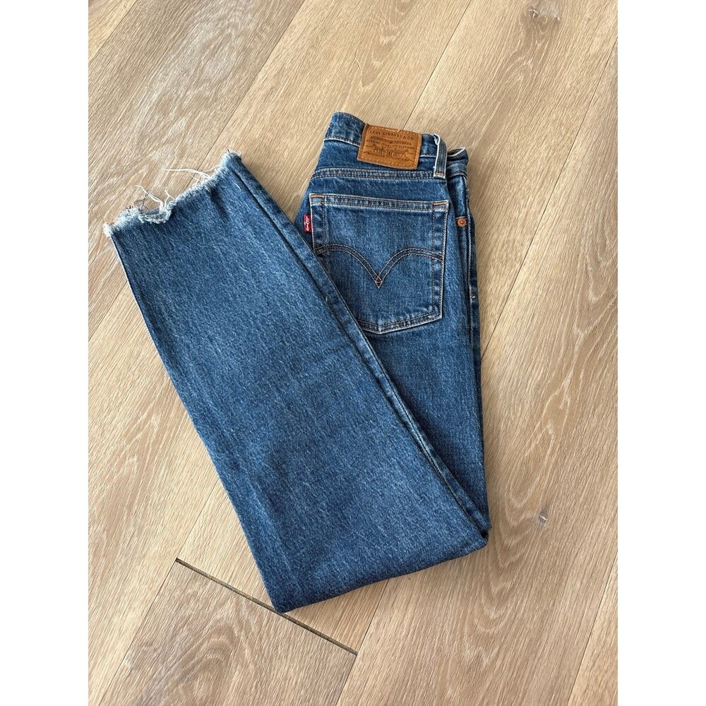 Levi’s Wedgie Straight Jeans